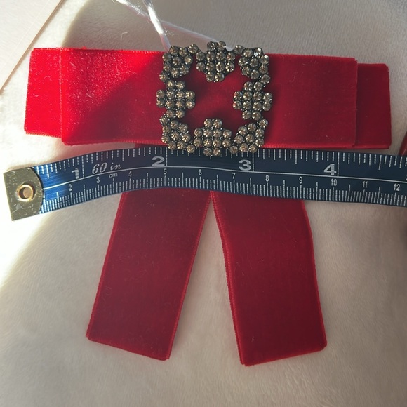 JOLIE by EDWARD SPIERS Women Velvet Square Diamond Bow-knot Bow Tie Brooch - Picture 6 of 7